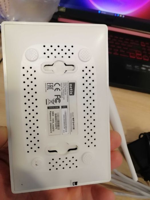 Wi-Fi роутер Netis WF2