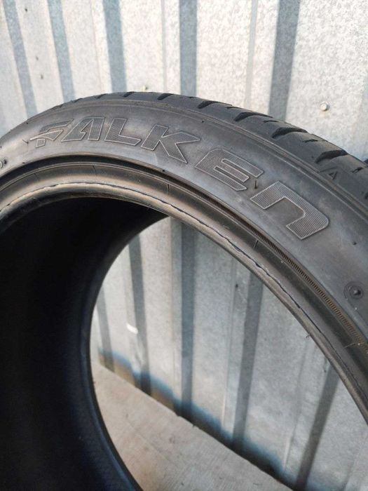 Шини б/у 285 30 R19 Falken Azenis FK510