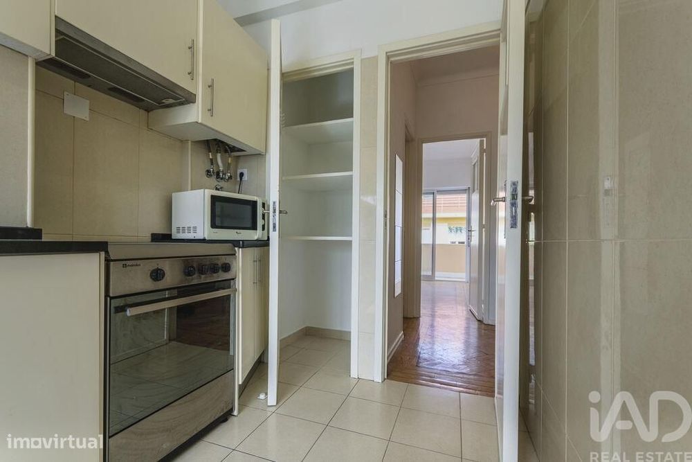 Apartamento T4 em Beato de 86 m2