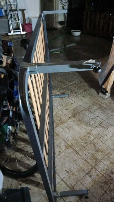 Estrado para cama corpo e meio