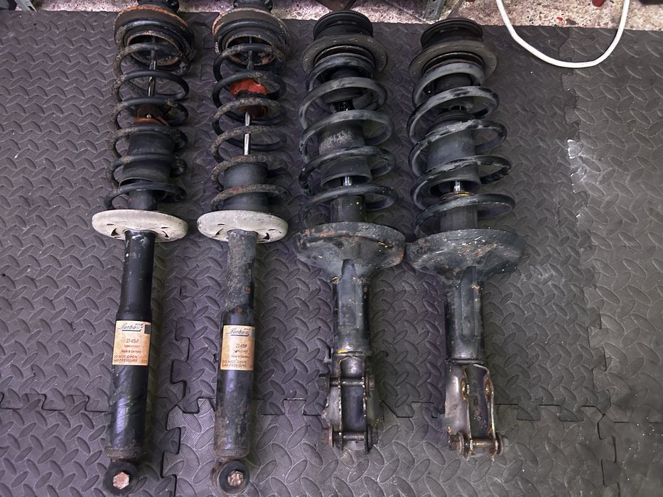 Todo o tipo de pecas para golf mk3, vento, jetta