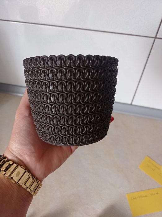 Donice osłonki wysokość 9 cm, średnica 10 cm