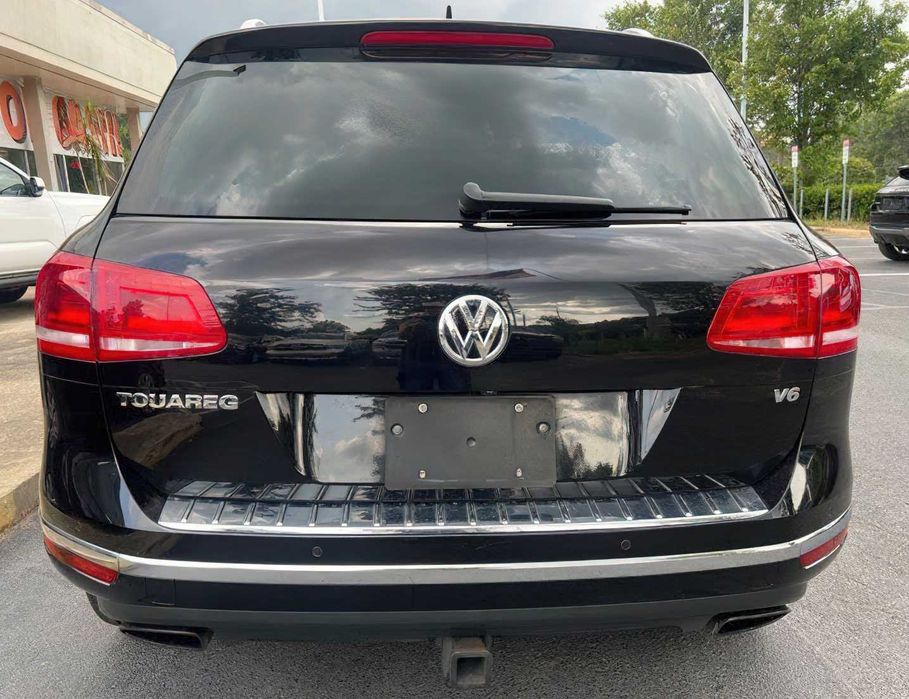Volkswagen Touareg      2017