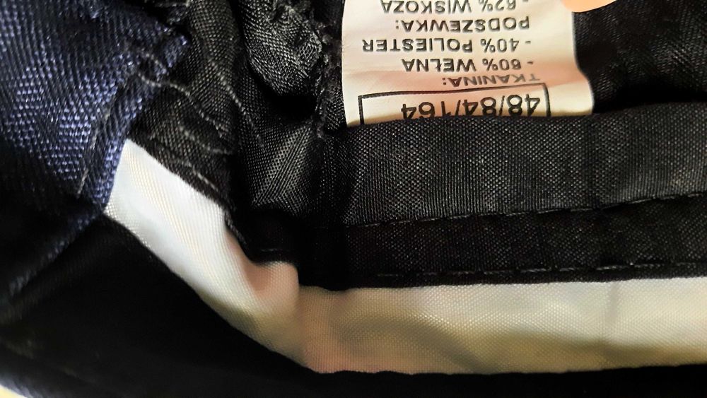 Piękny garnitur męski