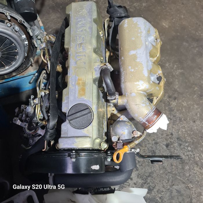 Motor nissan trade 2,3 d