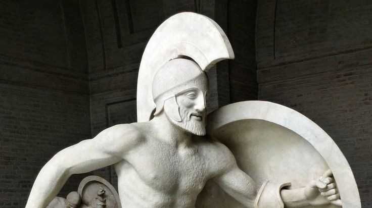 Rzeźba drewniana grecki wojownik