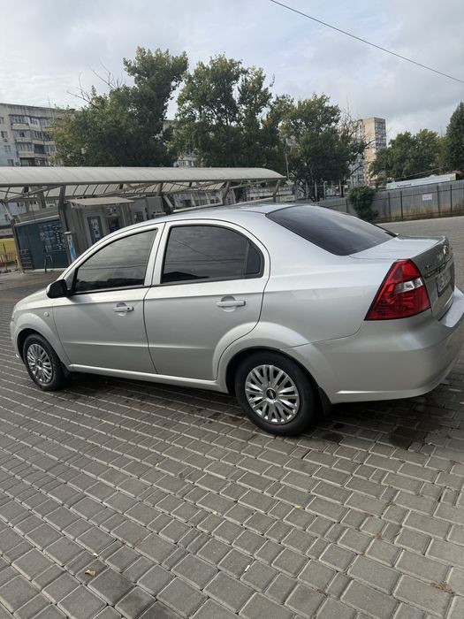 продам Авео Т250 1.6 2008 год