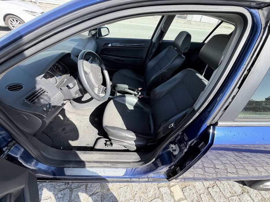 Opel Astra H 1.4 gasolina 2004 poucos kms