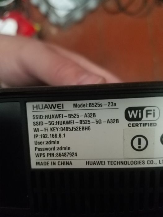 4G LTE Wi-Fi роутер Huawei B525s-23a