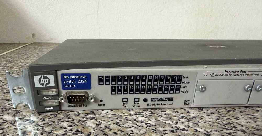 HP Procurve Switch 2324 J4818A