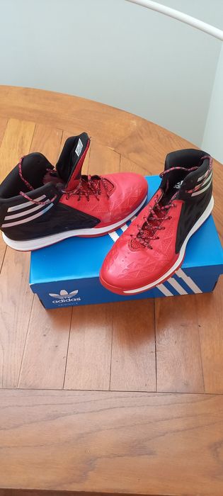 Sapatilhas de basquetebol adidas