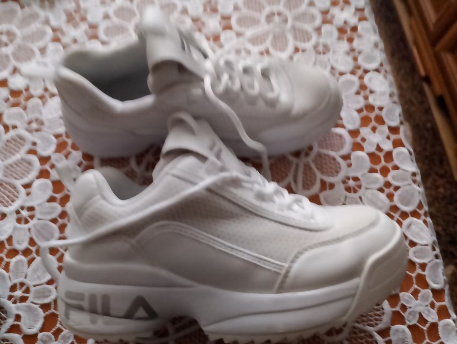 Buty damskie Fila rozmiar 36 wkładka 22,5