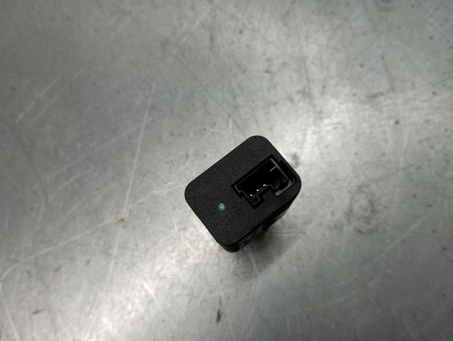 Módulo USB / AUX / IPOD PEUGEOT 208 II