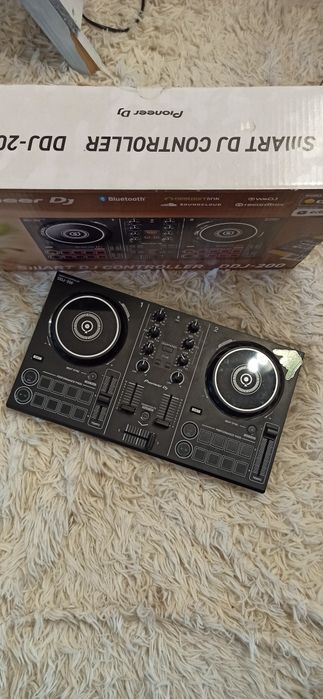 Діджей контролер Dj controller Pioneer DDJ 200