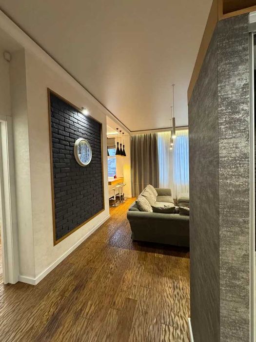 Продам 3х кімнатну квартиру 98 м2 ЖК Loft Клубный дом Центр Парк