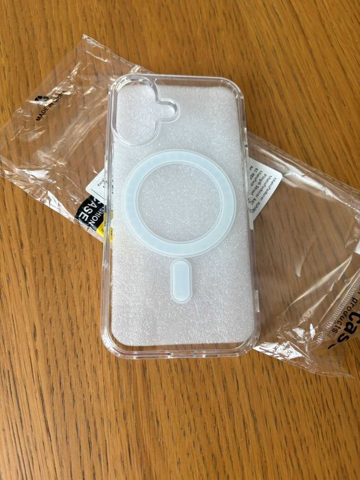 Case Etui Pokrowiec iPhone 16 + GRATIS! szkiełko 3 sztuki , słuchawki