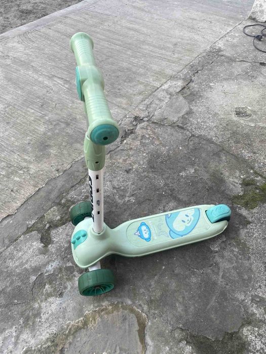 Самокат дитячий )