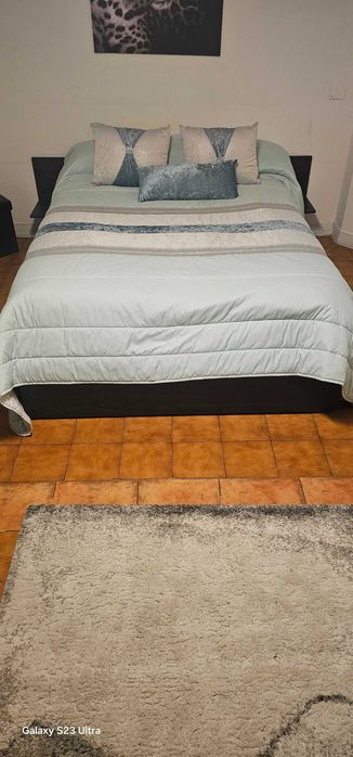 Cama de casal 1,50 × 1,90