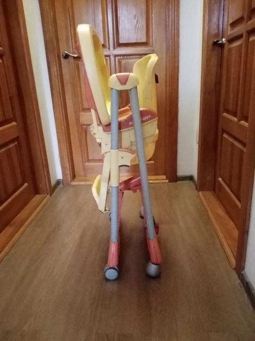 Кресло столик для кормления