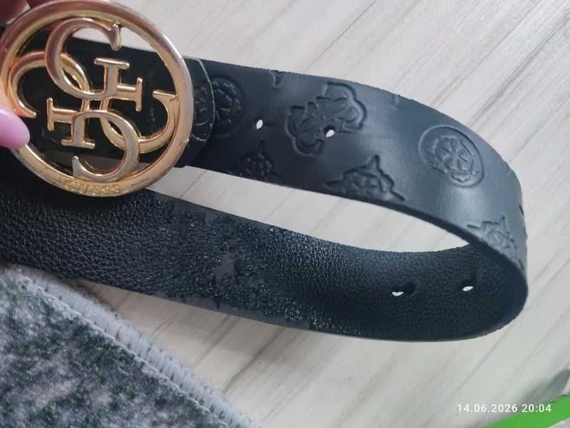 Pasek damski marki Guess