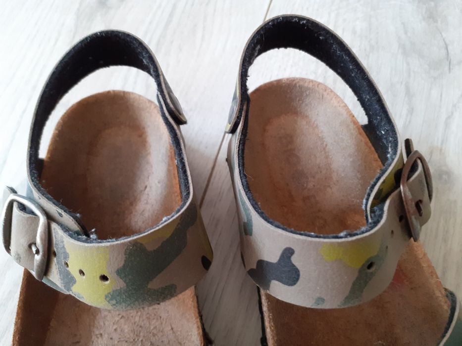 Sandałki dla chłopca rozmiar 29