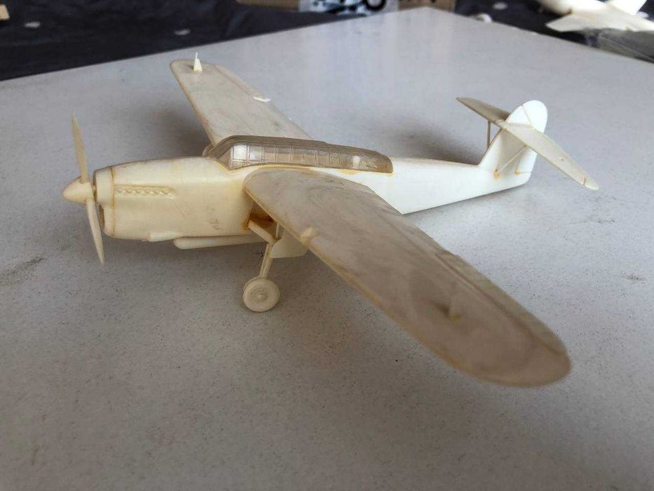 Літак Пластиковий - Fairey BARRACUDA