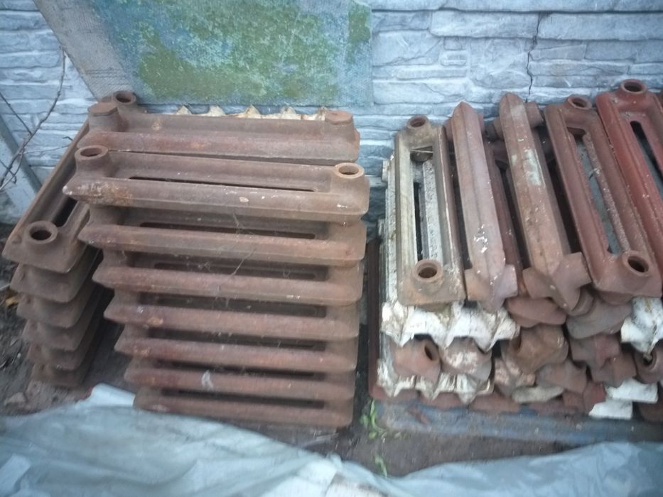 Батареї чугунні, продам