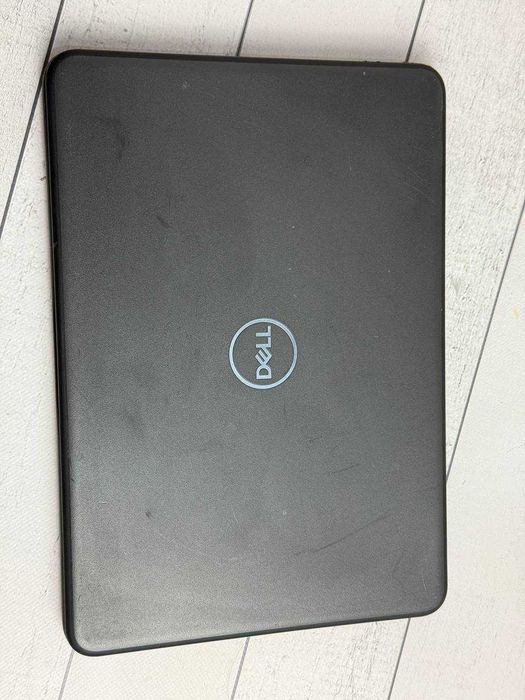 Dell 3310 i3-8145U 8ram ssd 128 gb  13.3  Гарна ціна !