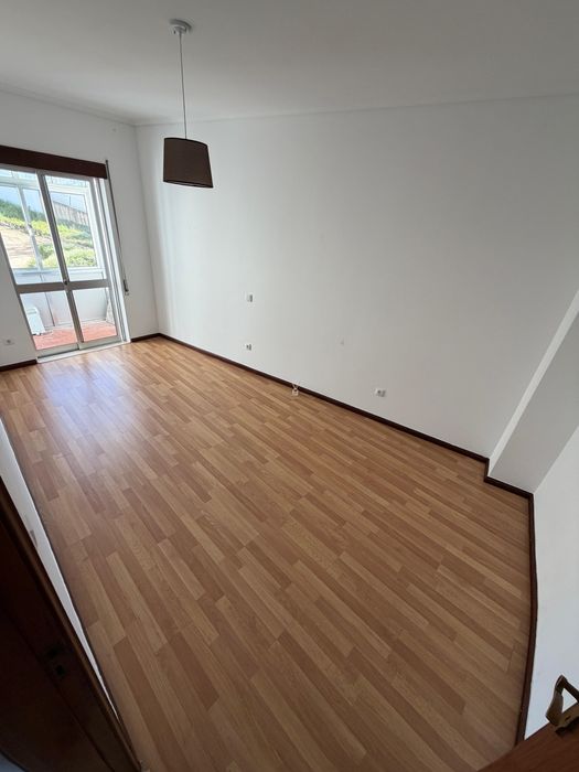 Arrenda-se  apartamento T2