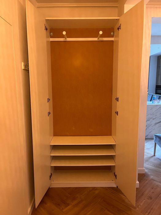 Szafa Ikea biała dwu drzwiowa 100 na 240 cm