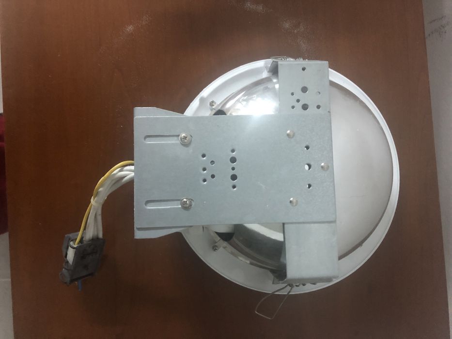 Varios projetores luz para tecto