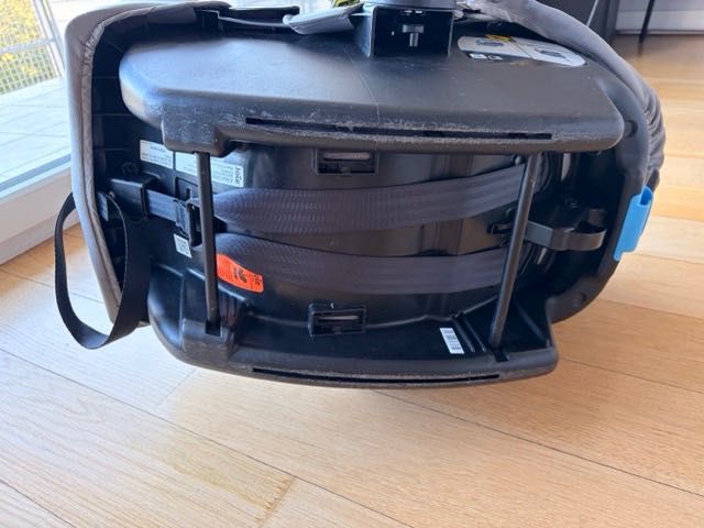 nosidełko fotelik Joie iSnug 2 0-13kg baza isofix lekki