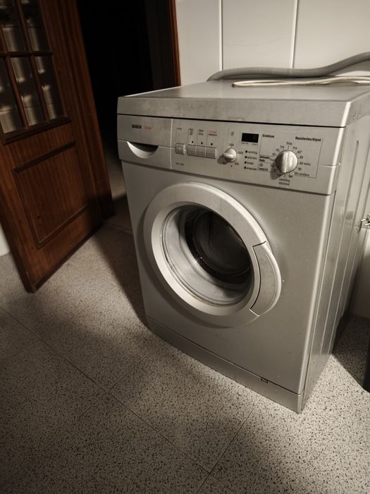 Máquina de Lavar Roupa Bosch Maxx - Excelente Estado