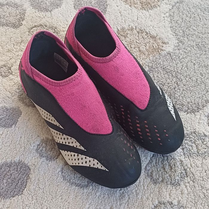 Buty piłkarskie korki dziecięce Adidas roz. 34