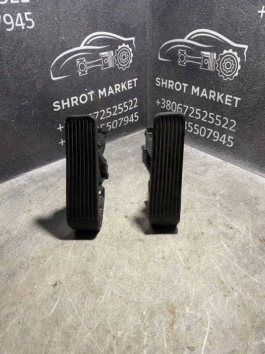 Електронна педаль газу акселератор Mercedes S-Class W140  1403010620