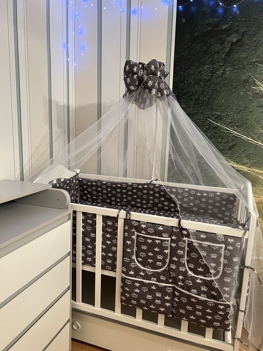 Кроватка  детская маятник