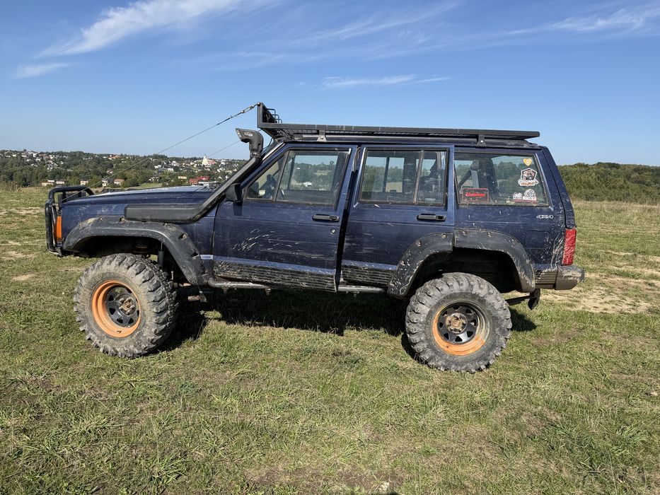 Jeep cherokee XJ 1996 2.5 benzyna LPG 2 wyciągarki, OFFROAD