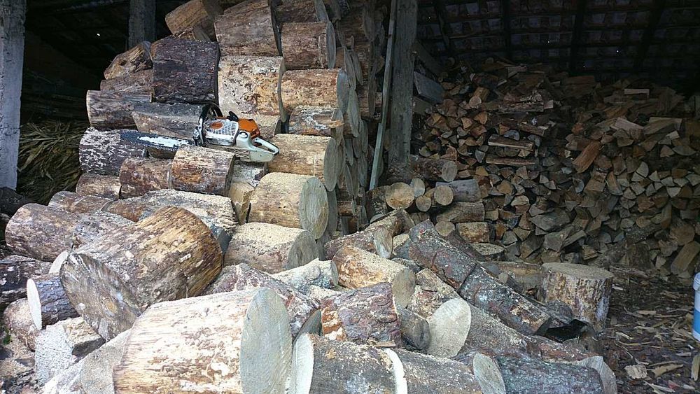 Lenha de eucalipto, acácia, carvalho seca