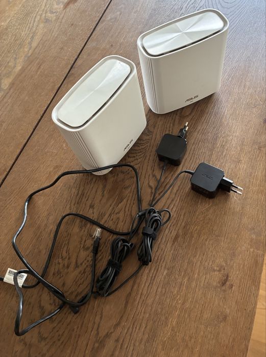 Router Asus AX6600 - ZenWiFi XT8