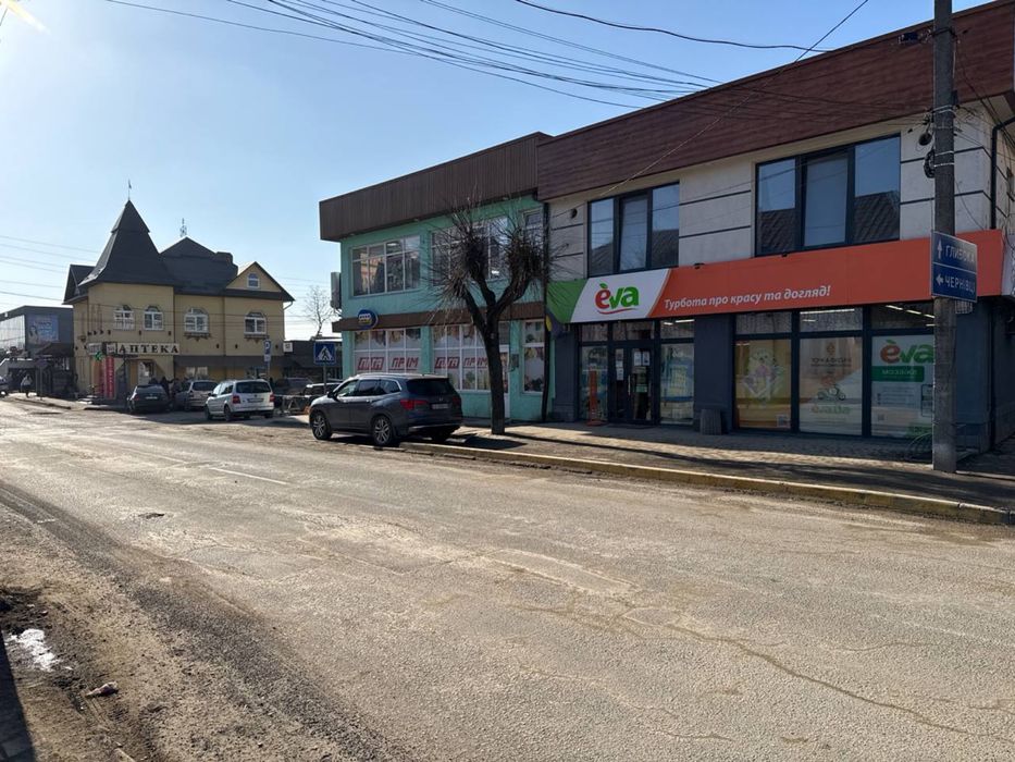 Здаєтья приміщення фасад Сторожинець