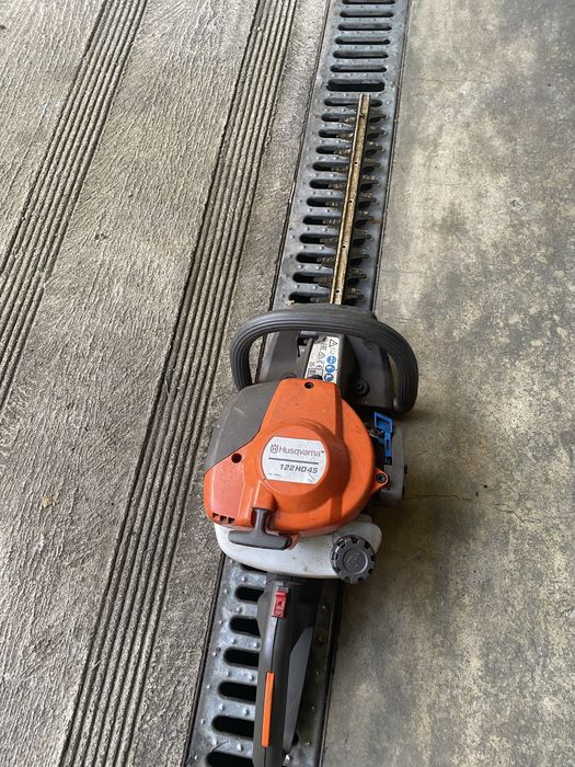 Corta sebes husqvarna