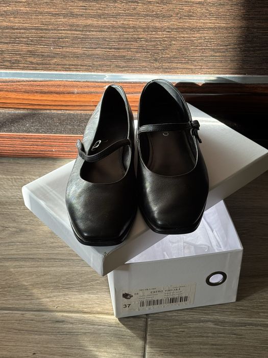 Балетки Мері Джейн шкіряні чорні Estro