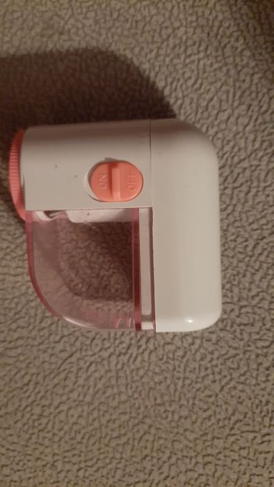 Golarka do swetrów na baterie