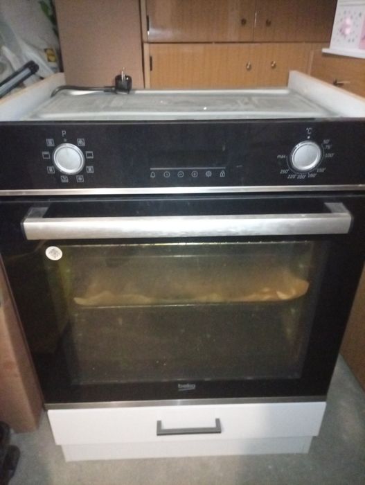 Piekarnik Beko do zabudowy