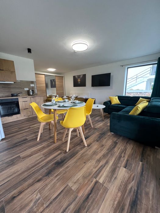 Domki i Apartamenty/ Jacuzzi/ Mazury/Noclegi