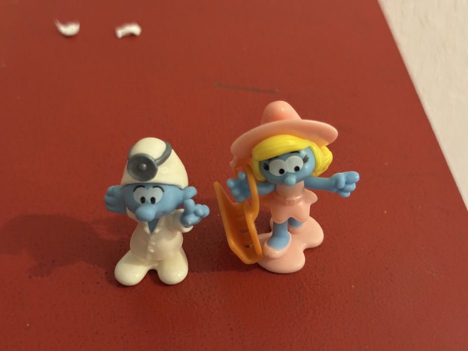 2x bonecos miniatura smurfs