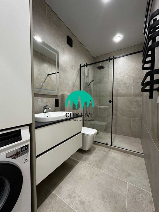 Продаж 1 кімнатної квартири у центрі (Б)