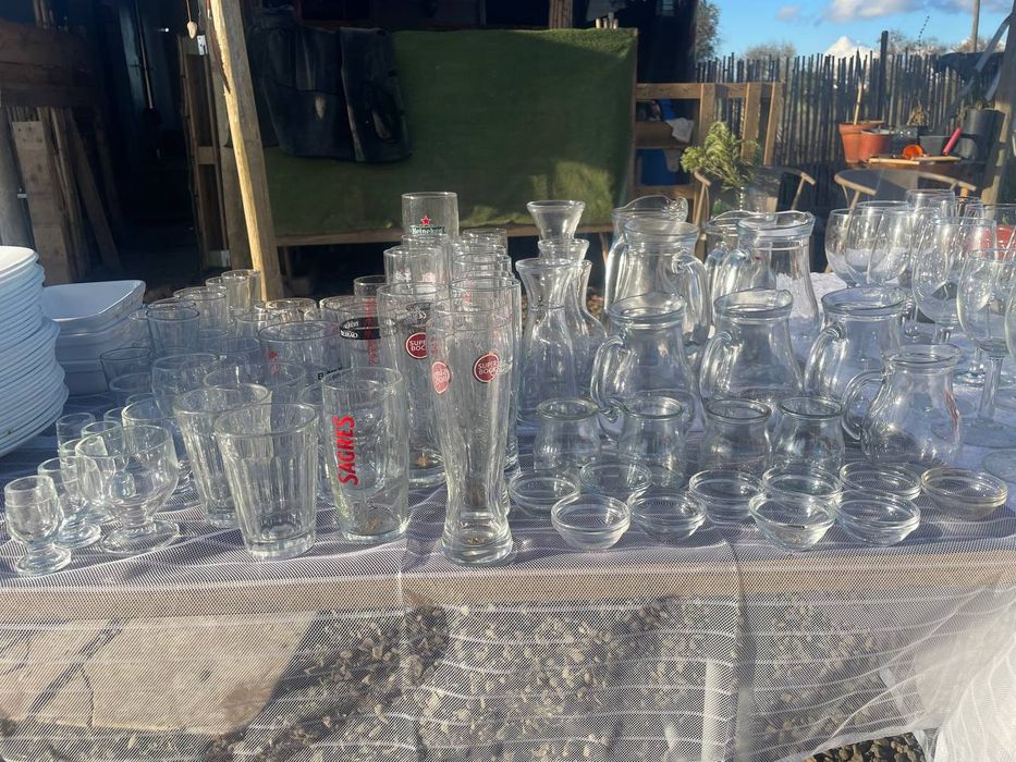 Copos, talheres, panelas e muito mais.