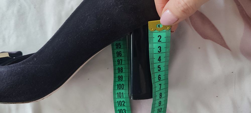 Жіночі туфлі з натуральної замші