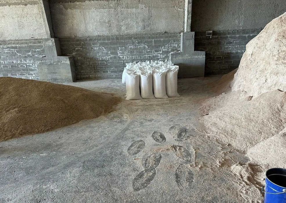 Кукурузная дерть и дроблёная кукуруза, мешки по 30 кг